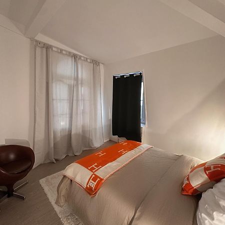 Ferienwohnung Quai De Seine Tour Eiffel Trocadero Paris Exterior foto