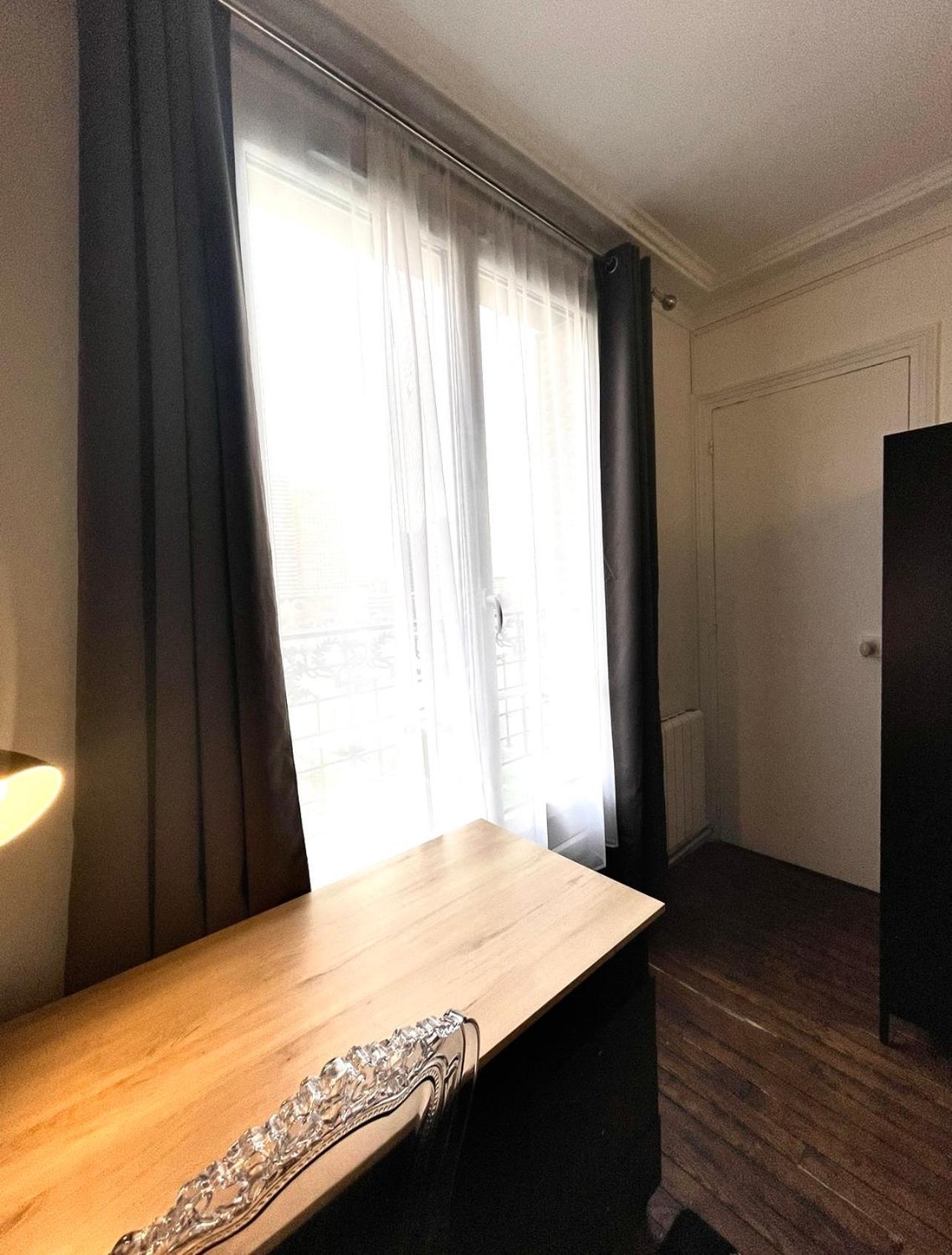 Ferienwohnung Quai De Seine Tour Eiffel Trocadero Paris Exterior foto