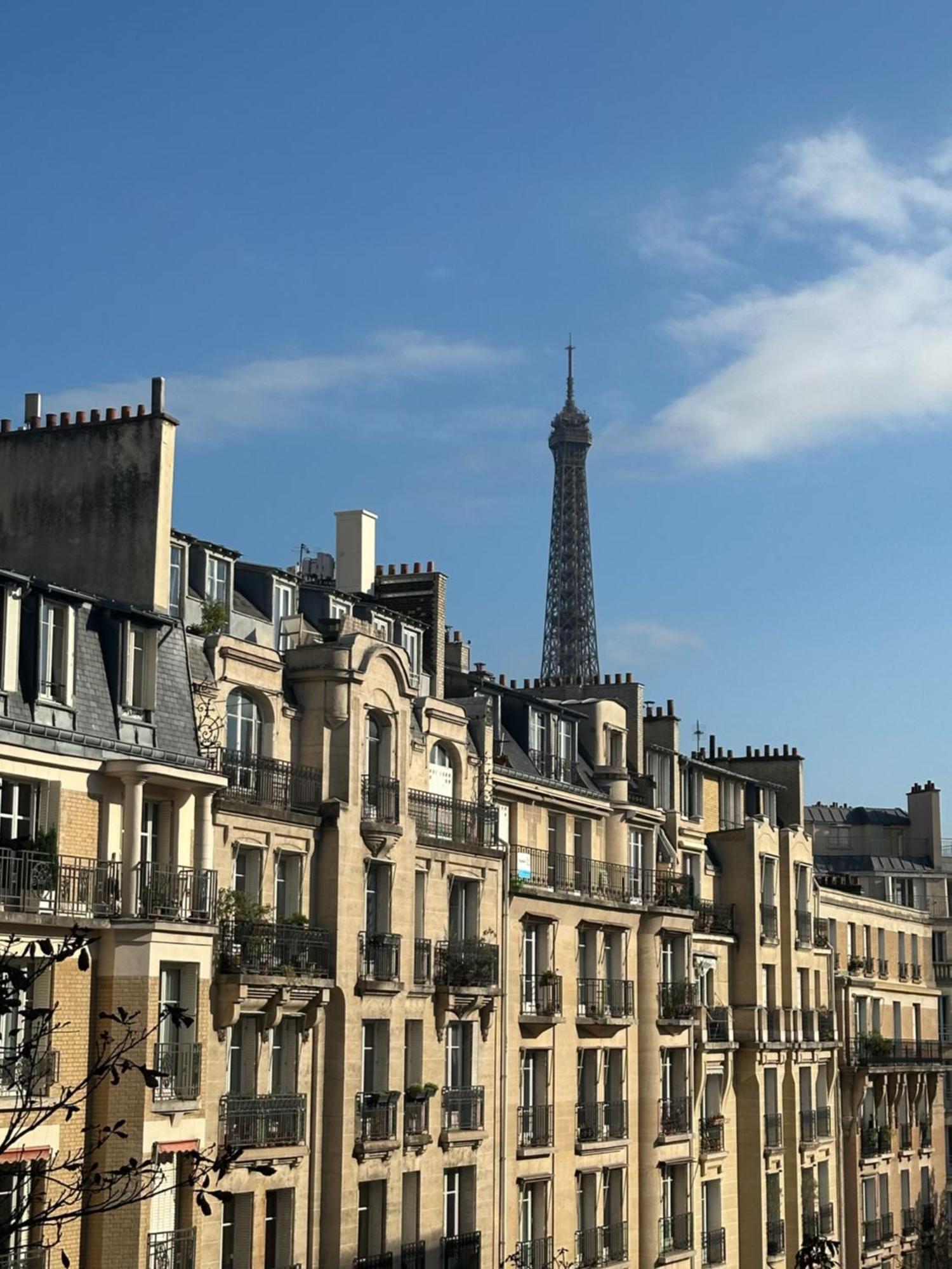 Ferienwohnung Quai De Seine Tour Eiffel Trocadero Paris Exterior foto