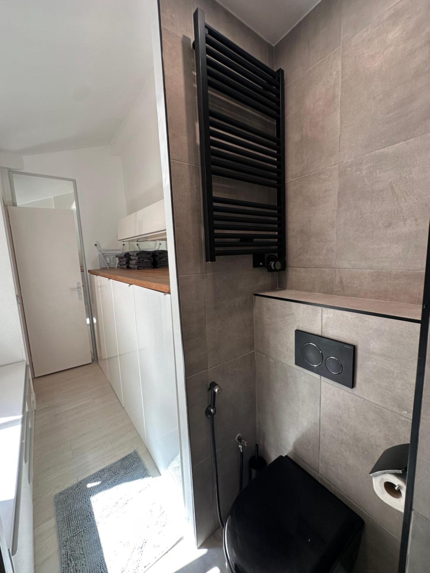 Ferienwohnung Quai De Seine Tour Eiffel Trocadero Paris Exterior foto